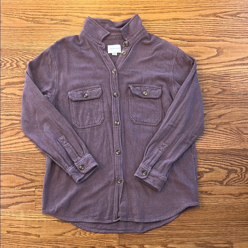 American Eagle Outfitters Lavender Button-Up Shirt!